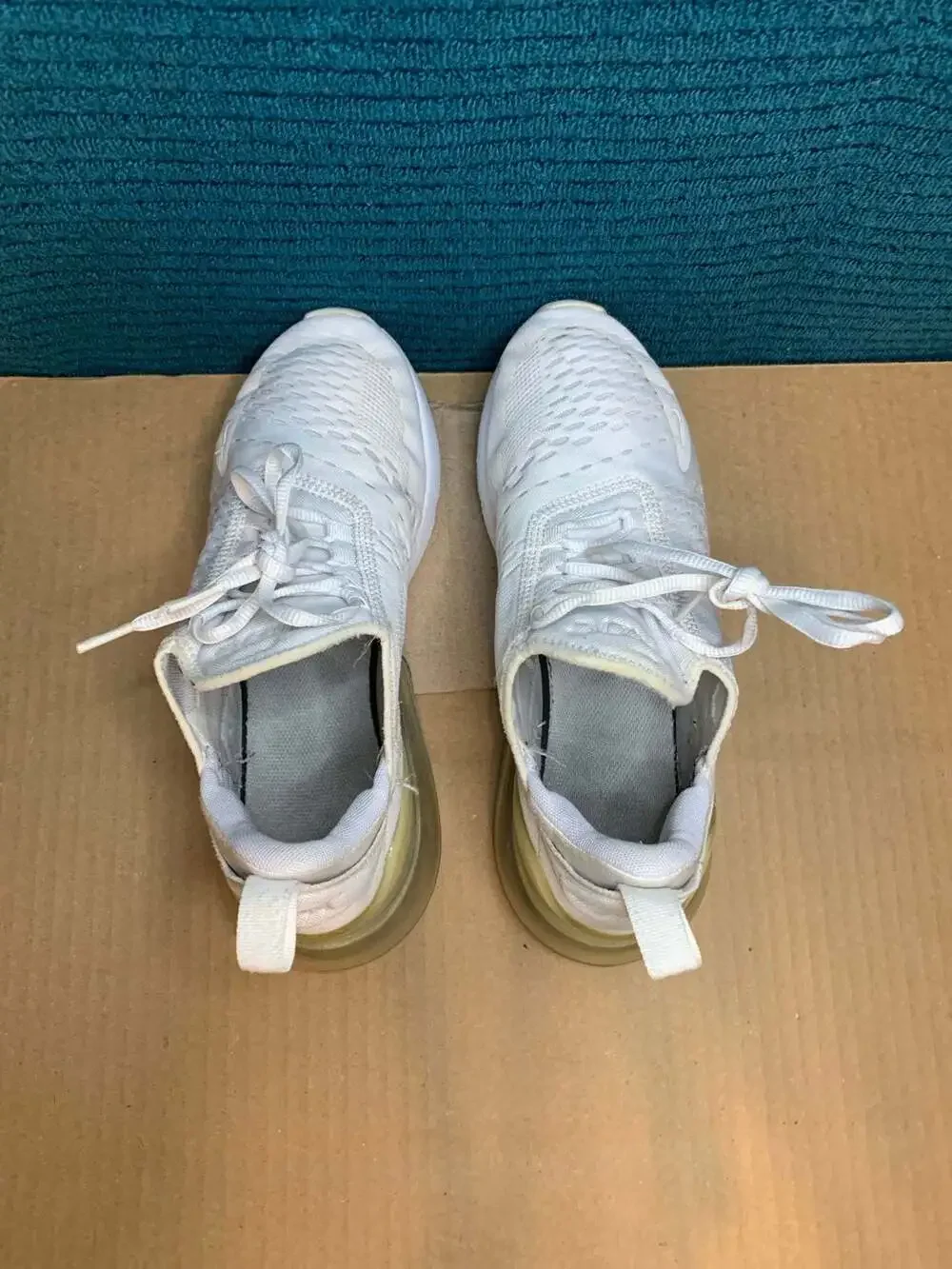 Nike Air Max 270 White Metallic Silver 943345-103 Youth Size 6.5Y - Picture 5 of 7